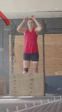 Spor salonundaki tahta kutunun üzerinde duran kadının kırmızı çizgi çizgisi animasyonu. Fitness, egzersiz, egzersiz, veri, eğitim, güç