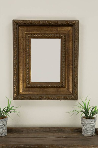 Photo frame on the wall, Close-up