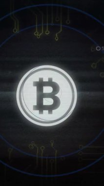 Devre çizgileri ve ikili kodlu Bitcoin sembolü, kripto para animasyonu. blockchain, digital, finanse, technology, data, electronic