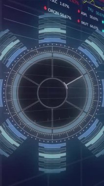 Karanlık arka planda bilimsel veri işleme animasyonu. küresel bilim, bağlantılar, veri işleme ve dijital arayüz kavramı dijital olarak oluşturulmuş video.