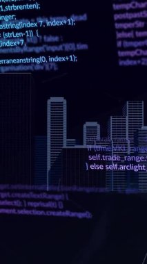 Dijital şehirde veri işleme animasyonu. Küresel bilim, teknoloji ve dijital arayüz kavramı dijital olarak oluşturulmuş video.