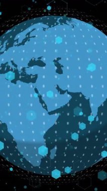 Siyah arkaplanda veri işleme sistemi olan dünya üzerindeki şekillerin animasyonu. Küresel teknoloji, bilgisayar ve dijital arayüz kavramı dijital olarak oluşturulmuş video.