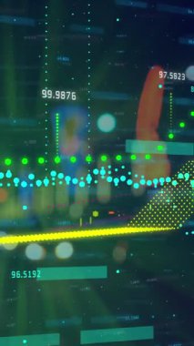 Şehir trafiğine karşı finansal veri işlemenin birleşik videosu. Küresel finans ve teknoloji kavramı