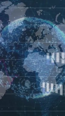 Dünya haritası ve dünya küresi ile kara zemin üzerinde veri işleme animasyonu. Sosyal medya ve iletişim arayüzü kavramı dijital olarak oluşturulmuş video.