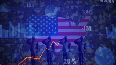 Gelişmekte olan trend çizgileri, askerler veri büyümesini görselleştirirken bayrak üzerinde çizelgelerle kesişiyor. Askeri, analitik, ilerleme, vatanseverlik, dijital, görselleştirme, disiplin