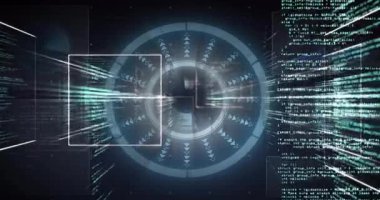 Oklar HUD taramasını başlatıyor, kod panelleri içeri kayıyor, ışık çizgileri yoğunlaşıyor, verileri görselleştiriyor. Gelecek, teknoloji, dijital, siber alan, yenilik, arayüz, veri