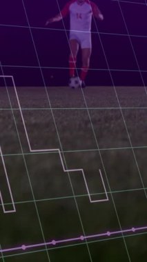 Sahadaki futbolcular, veri grafiği animasyonlarıyla sahneyi örtüyor. Spor, analitik, performans, sporcular, takım çalışması, strateji