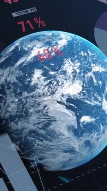 Dünya 'yı uzaya karşı döndüren çok renkli bilgi arayüzünün animasyonu. Dijital olarak üretilen hologram, illüstrasyon, rapor, iş dünyası, büyüme, ilerleme ve küreselleşme kavramı.