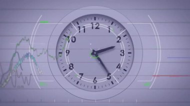 Başlangıç saatinde, zaman içinde hareket eden eller, veri eğilimlerini göstermek için grafikler ve HUD eğrileri canlandırıyor. Analizler, veri görselleştirme, fütüristik, arayüz, gösterge paneli, dijital, teknoloji