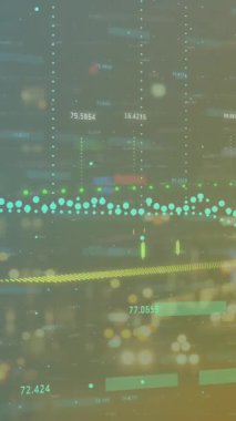 Şehirdeki hareket halindeki araçlar üzerinde değişen numaralarla birden fazla grafiğin animasyonu. Dijital bileşik, çoklu pozlama, rapor, iş, büyüme, ulaşım ve teknoloji kavramı.