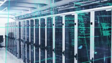 Teal ızgara örtüsü, sunucu dolapları boyunca gelişerek yanal pan akış görünümünü güçlendiriyor. Siber uzay, teknoloji, ağ, veri, siber güvenlik, fütürist, dijital