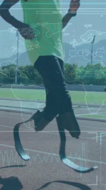 Engelli Afro-Amerikan erkek koşucunun veri işleme animasyonu. Küresel spor ve dijital arayüz kavramı dijital olarak oluşturulmuş video.