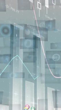 Çoklu hud arayüzleri ve grafikler üzerinde çok renkli profil simgelerinin canlandırılması. Dijital olarak üretilen hologram, rapor, finans, iş dünyası, küreselleşme, iletişim ve teknoloji kavramı.