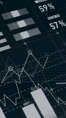 Grafikler üzerinde bilgi arayüzü animasyonu ve siyah arkaplan üzerinde harita. Dijital olarak üretilen hologram, illüstrasyon, rapor, iş dünyası, büyüme, ilerleme, veritabanı ve küresel kavram.