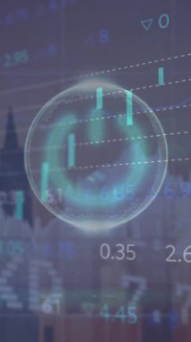Çoklu grafik üzerinde güç düğmesi animasyonu ve modern yapıya karşı ticaret tahtası. Dijital bileşik, çoklu pozlama, rapor, iş, düğmeye basma, mimari ve borsa kavramı.