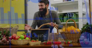 Elma ve organik ürünleri pazara sunan bir tedarikçi. Pazar, taze ürün, çiftçi pazarı, organik, perakende, sağlıklı, renkli