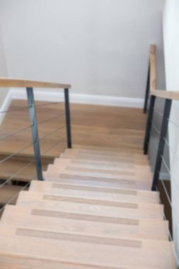 Evdeki boş merdivenlerin yüksek açılı görüntüsü