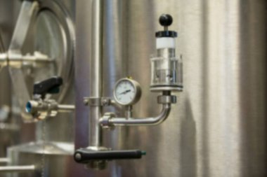 Fabrikadaki depolama tankının göstergesi