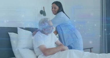 Hemşireler steteskop alırken solunumunu kontrol ederken hayati belirtileri takip ediyor. Bakıcı, sağlık, konfor, şefkat, sağlık, klinik