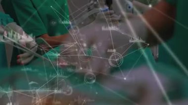 Animasyon ağı, tıbbi ekip laparoskopik prosedür için cihazları yerleştirirken ameliyathaneyi gösteriyor. Tıbbi, sağlık, cerrahi, yenilik, teknoloji, görselleştirme, kesinlik