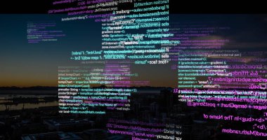 Yüzen JavaScript ve HTML kod parçaları karanlık şehir manzarasında, karanlık çatılarla sürükleniyor. Fütüristik, teknolojik, şehir manzarası, dijital, yenilik, canlı, neon