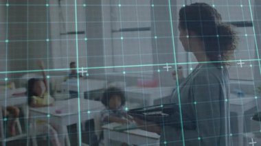 Sınıfı silip süpürme, öğretmenleri tablet kullanarak çalıştırma, öğrencilerin ders sırasında el kaldırması. Eğitim, e-öğrenim, dijital, sınıf, öğretim, yenilik, gençlik