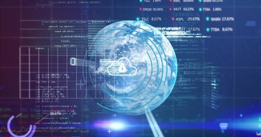 3D Dünya 'nın güvenlik panelinde döndüğünü gösteriyor. Bulut kilidi, kod, şebeke örtüsü var. Gelecekçi, siber güvenlik, veri görselleştirme, dijital, ağ, bulut, sürükleyici