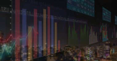 Şehir manzarası üzerinde süzülen finansal paneller, bar ve çizgi çizelgeleri, sayısal tablolar gösteriliyor. Finans, teknoloji, yenilik, veri, analitik, dijital, kurumsal