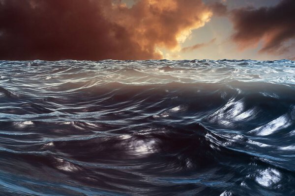 Опухающие океанские волны разбиваются в плоской конструкции, с облаками, светящимися золотом. Морской пейзаж, турбулентность, атмосфера, драматичность, дикая природа, фреска, текстура