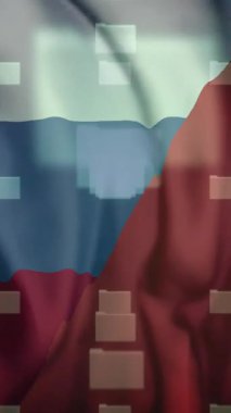 Rusya ve Çin bayrağı üzerinde klasörlerin ve veri işlemenin animasyonu. Küresel hesaplama, dijital arayüz ve veri işleme kavramı dijital olarak oluşturulmuş video.