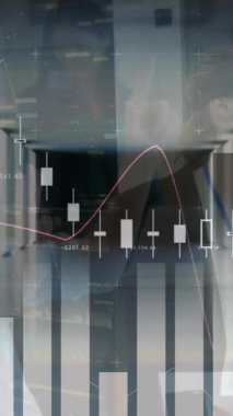 Ofiste veri işleme animasyonu. Küresel iş, iş, ofis ve veri işleme kavramı dijital olarak oluşturulmuş video.