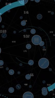 Ortam simgeleri üzerinde asma kilit simgesi ve veri işleme animasyonu. Küresel iş ve dijital arayüz kavramı dijital olarak oluşturulmuş video.
