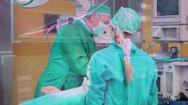 Hayati belirtileri inceledikten sonra ameliyat yaparak istikrarı sağladılar. Yardımcı gözlemci dalga formlarını izledi. Tıbbi, sağlık, takım çalışması, kesinlik, teknoloji, esneklik, profesyonellik