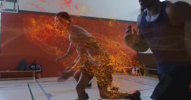 Antrenör sinyali, sprinter 'ların üzerindeki kor kaplamasını etkinleştiriyor. Sporcular spor antrenmanlarında öne fırlıyor. Atletizm, performans, dayanıklılık, rekabet, dinamik, canlılık, güç