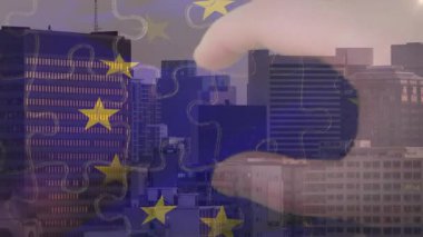 Alacakaranlık silueti beliriyor, AB bulmaca parçalarını bir arada tutuyor, yıldızları tam bir daireye kilitliyor. Şirket, takım çalışması, yenilik, dijital, girişim, soyut, fütüristik