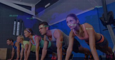 Fitness grubu mavi ışıklı sahneye çıkarken sayısal ölçüler dayanıklılık zirvesini izliyor. Kuvvet, dayanıklılık, takım çalışması, performans, biyometrik, endüstriyel, motivasyon