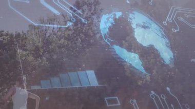 Orman yolunda ağırlığını öne veren bir kadın bar tablosu ile zindelik örtüsünü başlatıyor. Dijital, fitness, futuristik, açık hava, enerjik, teknolojik, sağlık