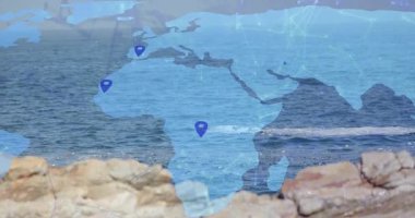 Durakladıktan sonra dalgalar ve kayalık kıtaları birbirine bağlayan çizgiler beliren hareketsiz haritalar. Coğrafya, bağlantı, dijital, ağ, birlik, keşif, görselleştirme