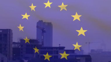 Çağdaş ufuk çizgisinde beliren hareketli AB yıldızları, birliği temsil etmek için dalgalanıyor ve yeniden hizalanıyorlar. Kentsel, mimari, animasyon, endüstri, ufuk çizgisi, sembolizm, uyum