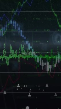 Siyah arkaplandaki insan simgeleri, grafikleri ve işlem verilerinin animasyonu. Küresel iletişim, iş, veri ve dijital arayüz kavramı dijital olarak oluşturulmuş video.