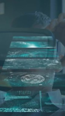 Dünya çapında finansal veri işleme animasyonu. Dijital olarak oluşturulan küresel iletişim ve veri güvenliği kavramı.