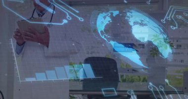 Hekimler tableti tıkırdatıyor, hologramı dönen bir dünya ile çalıştırıyor, bar tablosu büyütüyor, verileri analiz ediyor. Holografi, dijital, yenilik, analitik, sağlık, fütürist, teknoloji