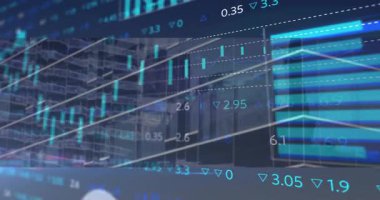 Teal şamdan çubuklarının içeri kayması, trend çizgisi izleme, ölçümler, pazar verilerini görselleştirme. Finans, analitik, veri, teknoloji, dijital, modern, profesyonel