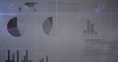 Dünya haritası, turta grafikleri, bar, çizgi çizelgeleri ve ışık çizgileri ile birlikte sistem üzerinde analitik gösterge paneli gösteriliyor. Teknoloji, analitik, veri görselleştirme, fütüristik, arayüz, dijital, istatistik