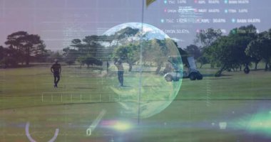 Golfçüler golf sopası hazırlıyor ve veri kaydırmalarına neden oluyor, ticaret ölçümleriyle dönen dünyayı gösteriyorlar. Spor, analitik, teknoloji, finans, yenilik, işbirliği, açık hava