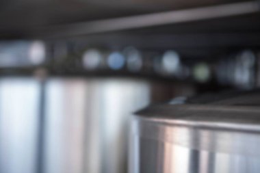 Damıtma ekipmanlarının odaklanmamış görüntüsü