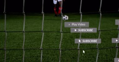 Futbolcu step dansı topa vururken sosyal medya rozetlerinin üretilmesi ve kaleci dalışı. Spor, rekabet, dijital, eğlence, strateji, eylem, dinamik