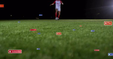 Futbolcu topa hafifçe vuruyor, sosyal simgeleri çağırıyor, savunucu kayıyor, rakibine yardım ediyor. Atletik, takım çalışması, rekabet, dijital, rekabetçi, gece hayatı, açık hava