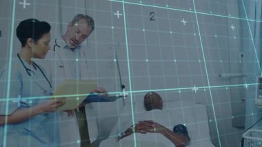 Şebeke örtüsü taraması, doktor ve hemşire olarak hasta dosyasını incelediğini gösteriyor. Teşhis, takım çalışması, sağlık, klinik, hastane, tıbbi ekipman, profesyonellik