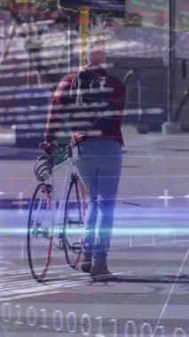 Grafiklerin animasyonu, ikili kodlar, ticaret kurulu, bisikletli Afro-Amerikan bir adam. Dijital bileşik, rapor, iş, bilgisayar dili, borsa ve teknoloji kavramı.